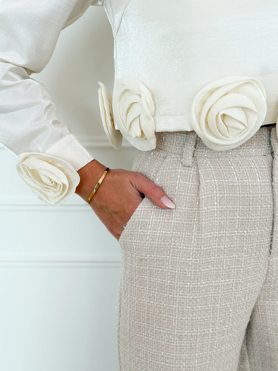 Ivory Evalina Flower Edge Top