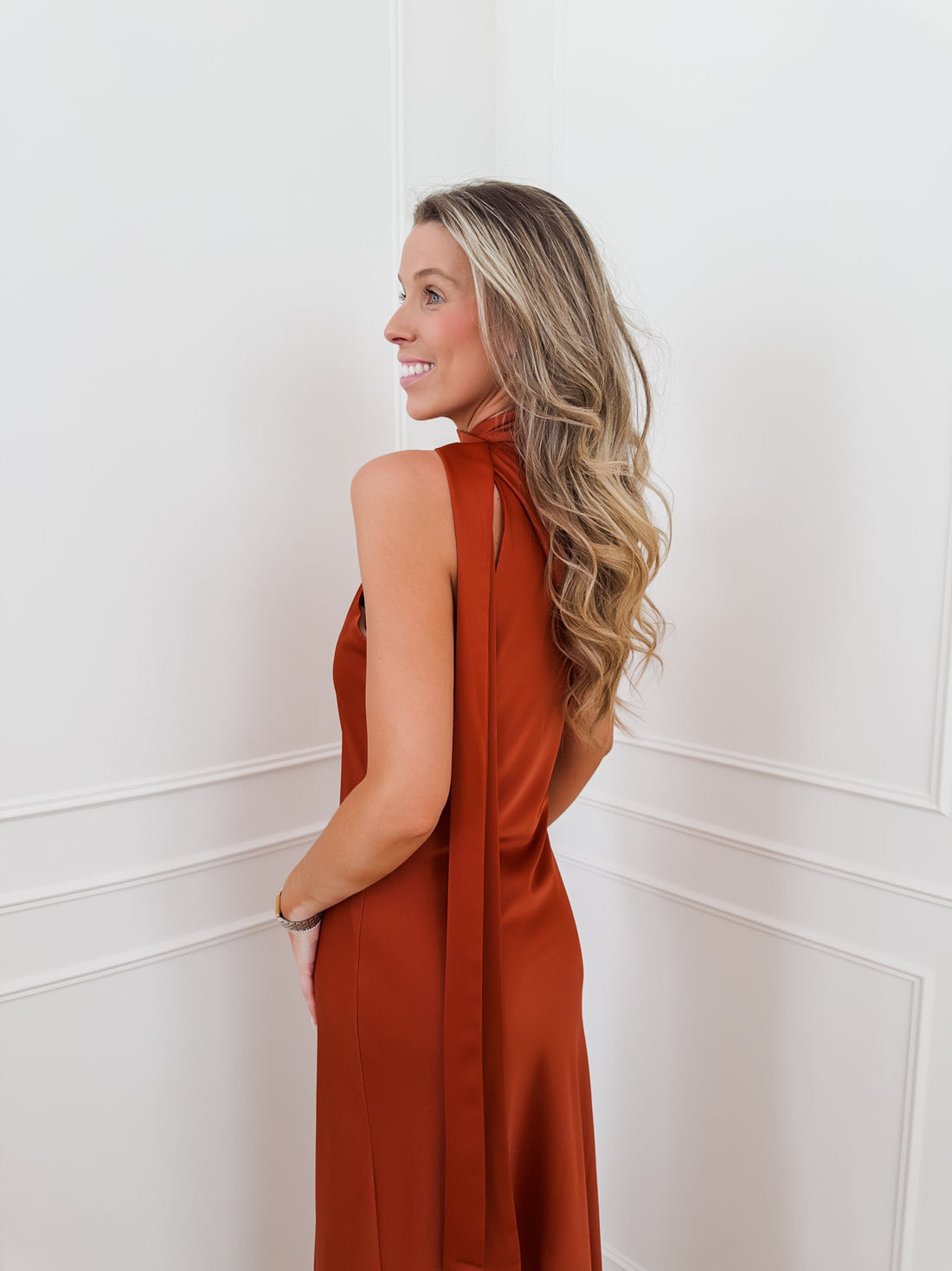 Rusty Halterneck Lenthe Dress
