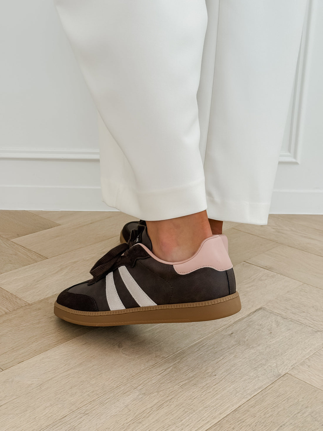 Dark Brown Faye Sneakers
