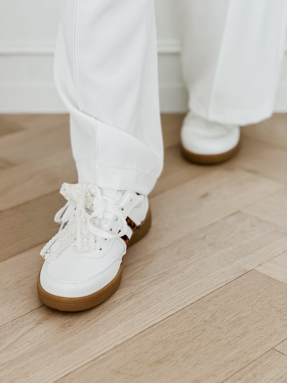 Leo Lace Detail Sneakers